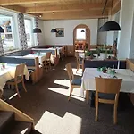 Jugendgaestehaus Hotel 4*