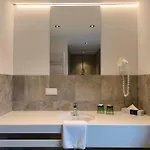 Jugendgaestehaus Hotel 4*