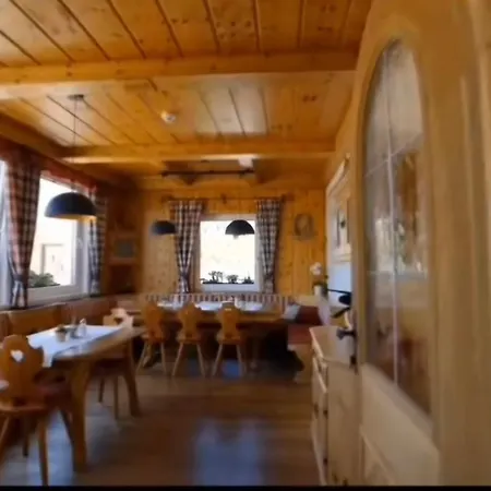 Jugendgaestehaus Szálloda 4*