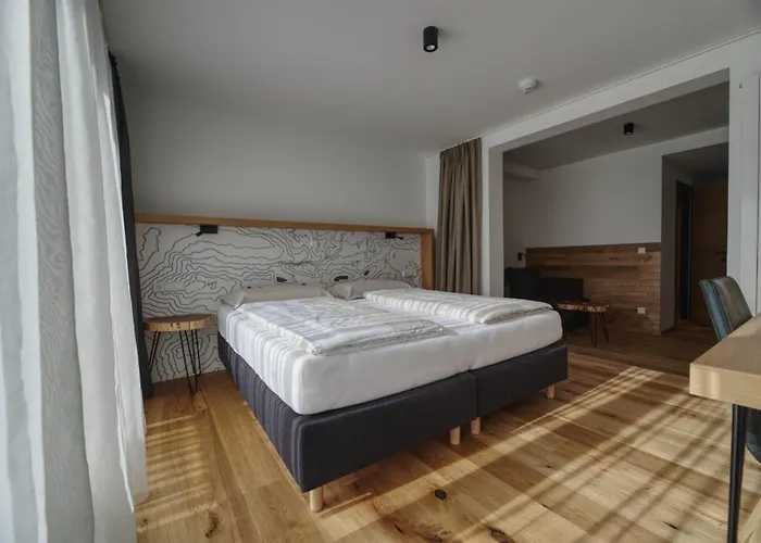 Jugendgaestehaus Hotel 4*